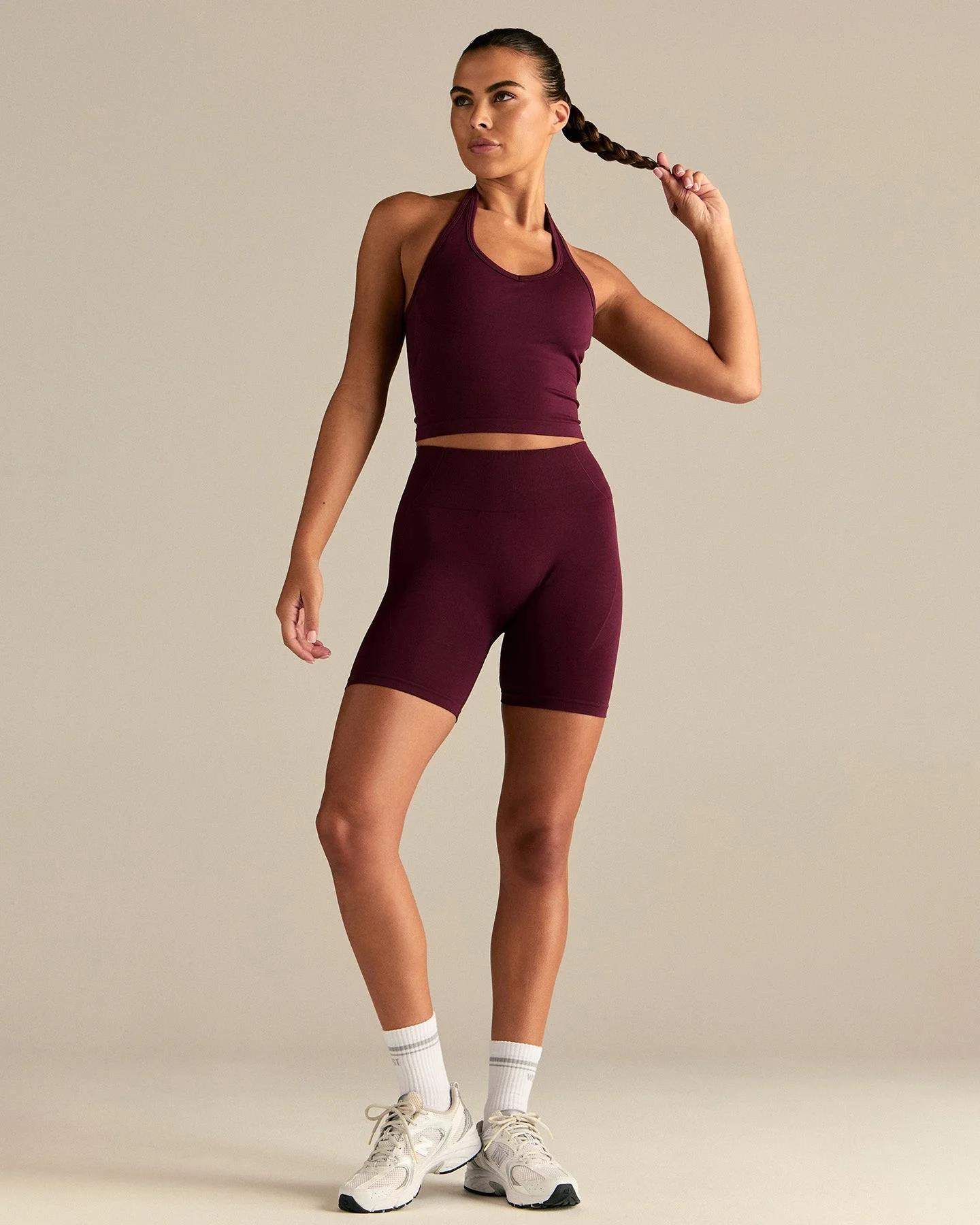 Define 2.0 High Waist Scrunch Shorts 6" | Merlot - Image 6