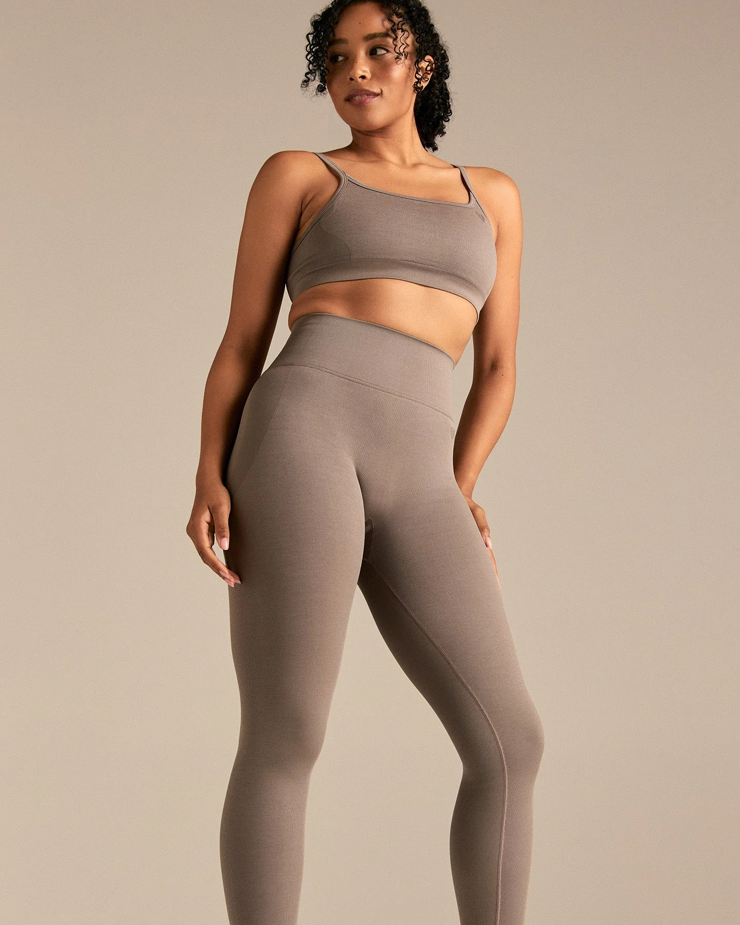 Motion Seamless Straight Neck Bra | Taupe Grey - Image 7