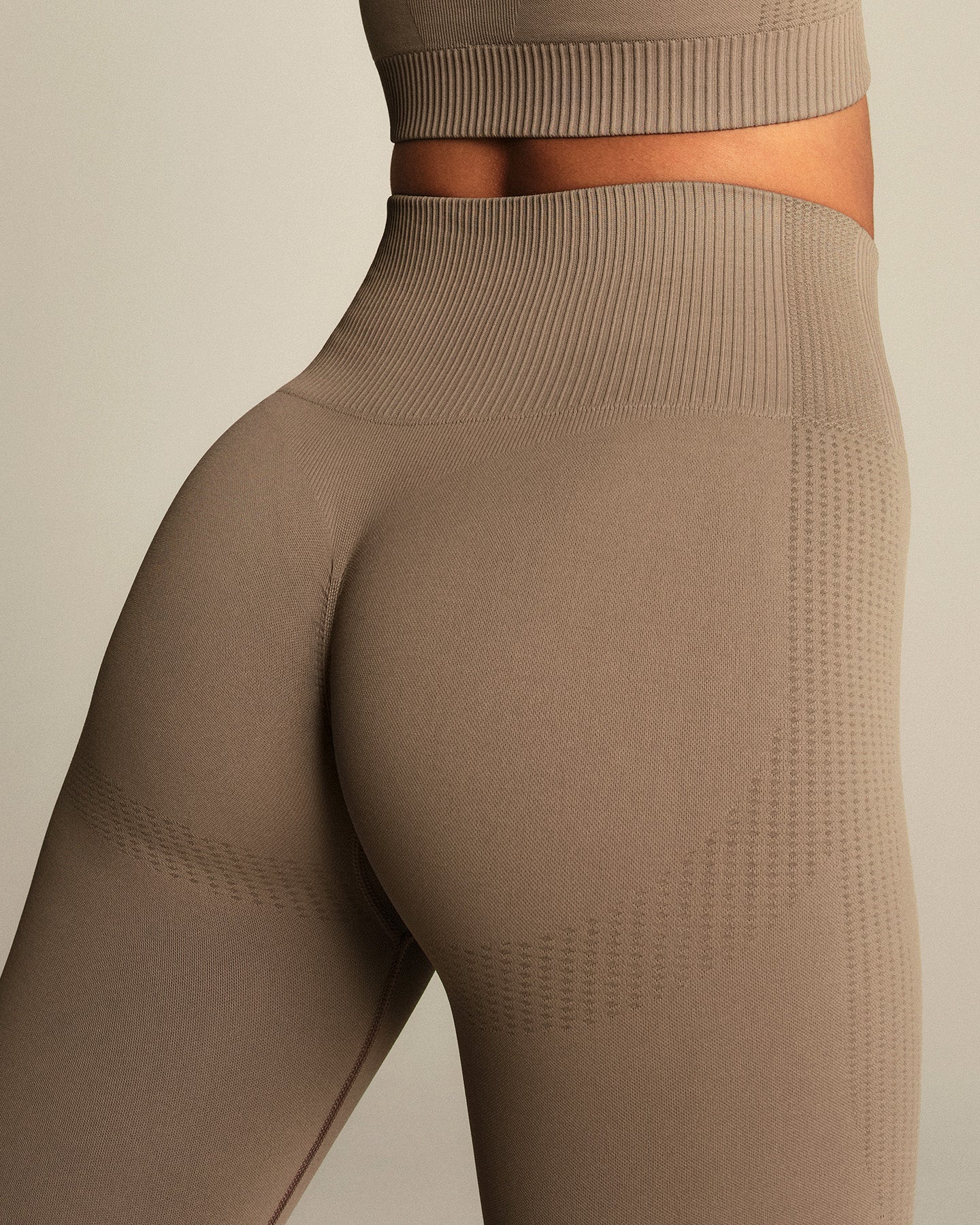 Power High Waist Scrunch Leggings | Taupe Grey - Image 8